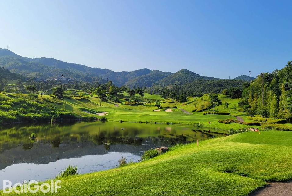宁静江村乡村俱乐部