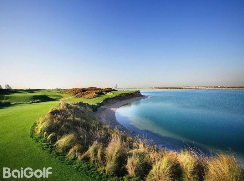 中東第壹個真正的林克斯高爾夫球場｜阿聯酋阿布紮比亞斯林克斯球場（Yas Links Abu Dhabi）