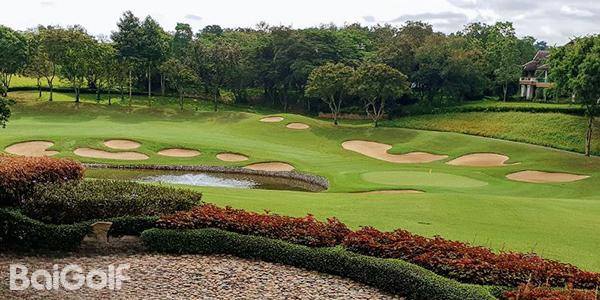泰國維護最好的高爾夫球場｜清萊聖塔布裏 Santiburi