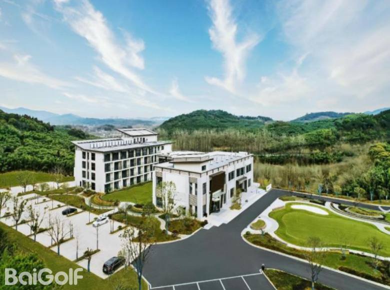 逃离城市计划之风景如画德清龙山湖~球场攻略